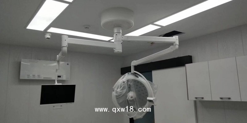 銷高質量LED定焦700/500無影燈吊式LED雙頭手術燈