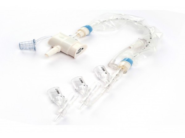 《麻醉重癥》兒童型一次性使用密閉式吸痰導管